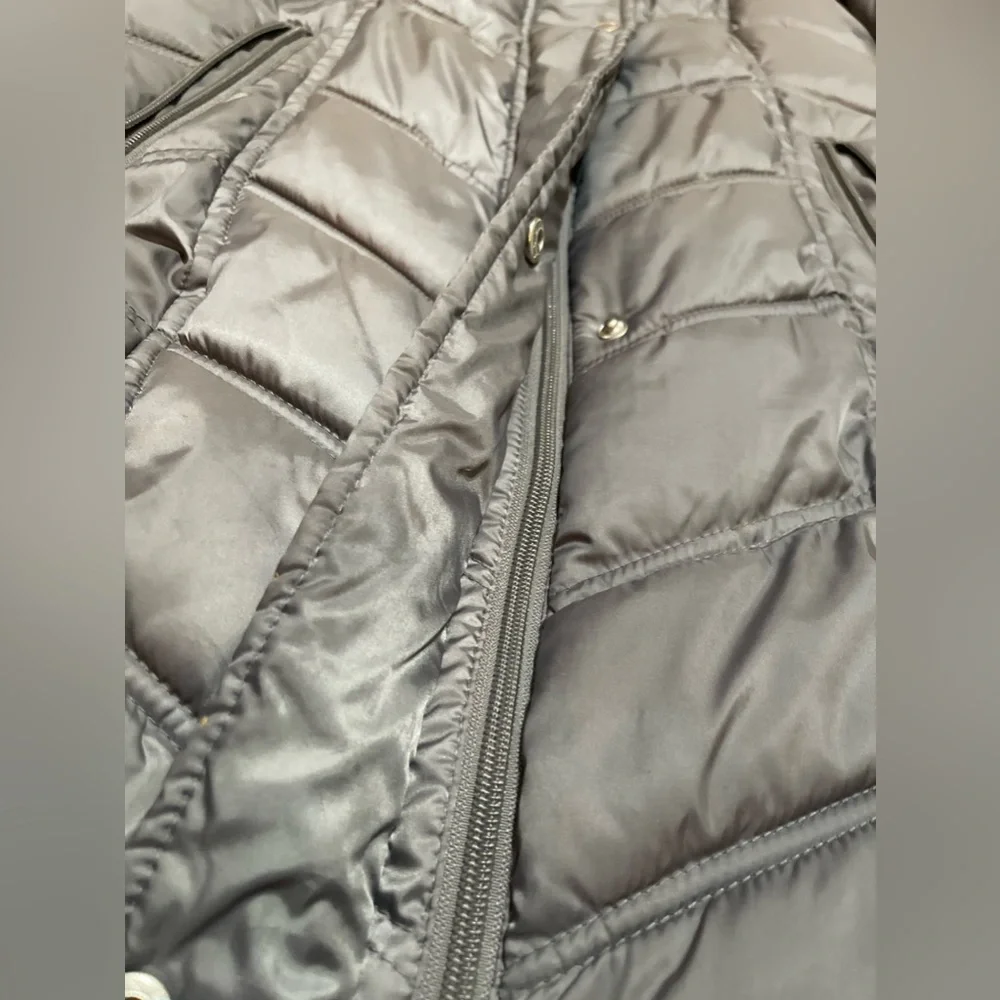 Kenneth Cole Gray Fur Hooded Winter Puffer Coat XS - Picture 2 of 3